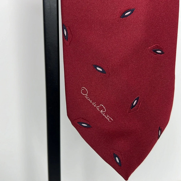 Oscar De La Renta Set Of Mens Suit Ties (2️⃣) - Picture 8 of 10